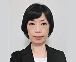 𠮷田 彩子